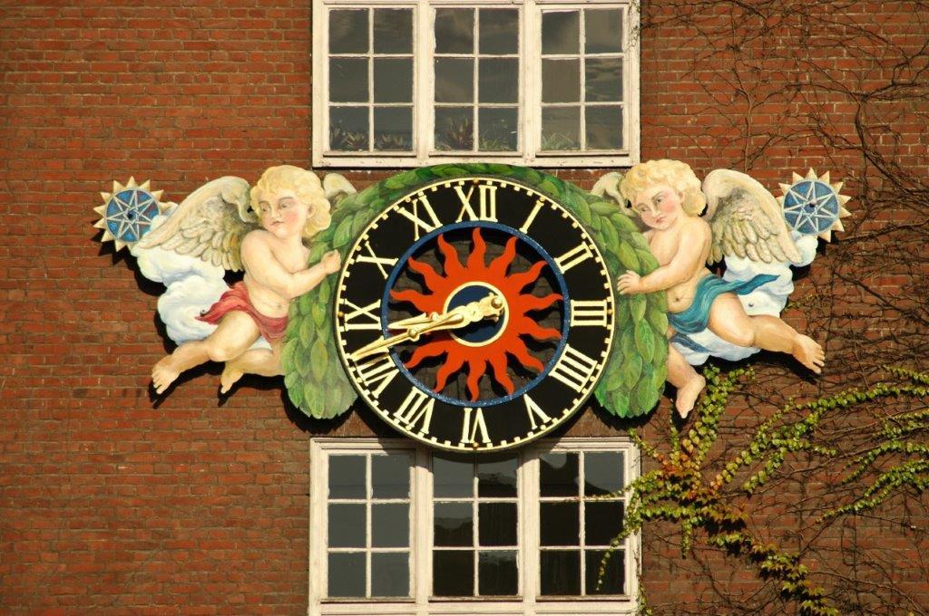 Zegary zabytkowe – Szczecin, II LO
